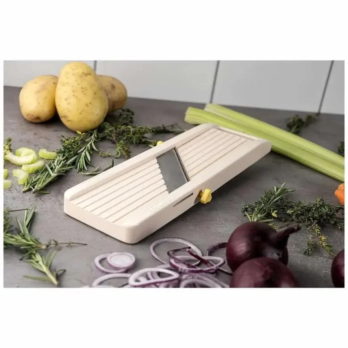 Benriner Μαντολίνο ρυθμιζόμενο με 3 λεπίδες Julienne Classic