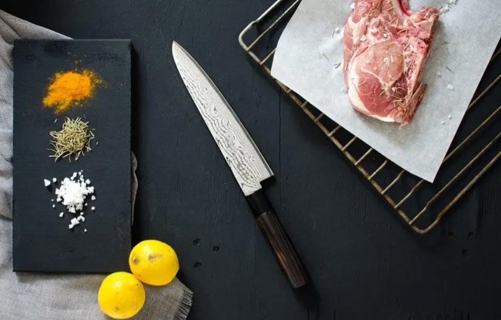 Μαχαίρι Nakiri 16.5 εκατ. από δαμασκηνό ατσάλι με λαβή καστανιάς Shippu Black