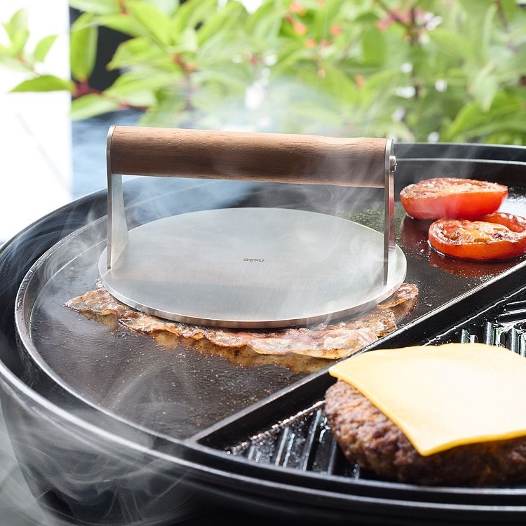 Ανοξείδωτη Πρέσα για Smash Burger BBQ με Λαβή από Ξύλο Καρυδιάς 16 εκ.